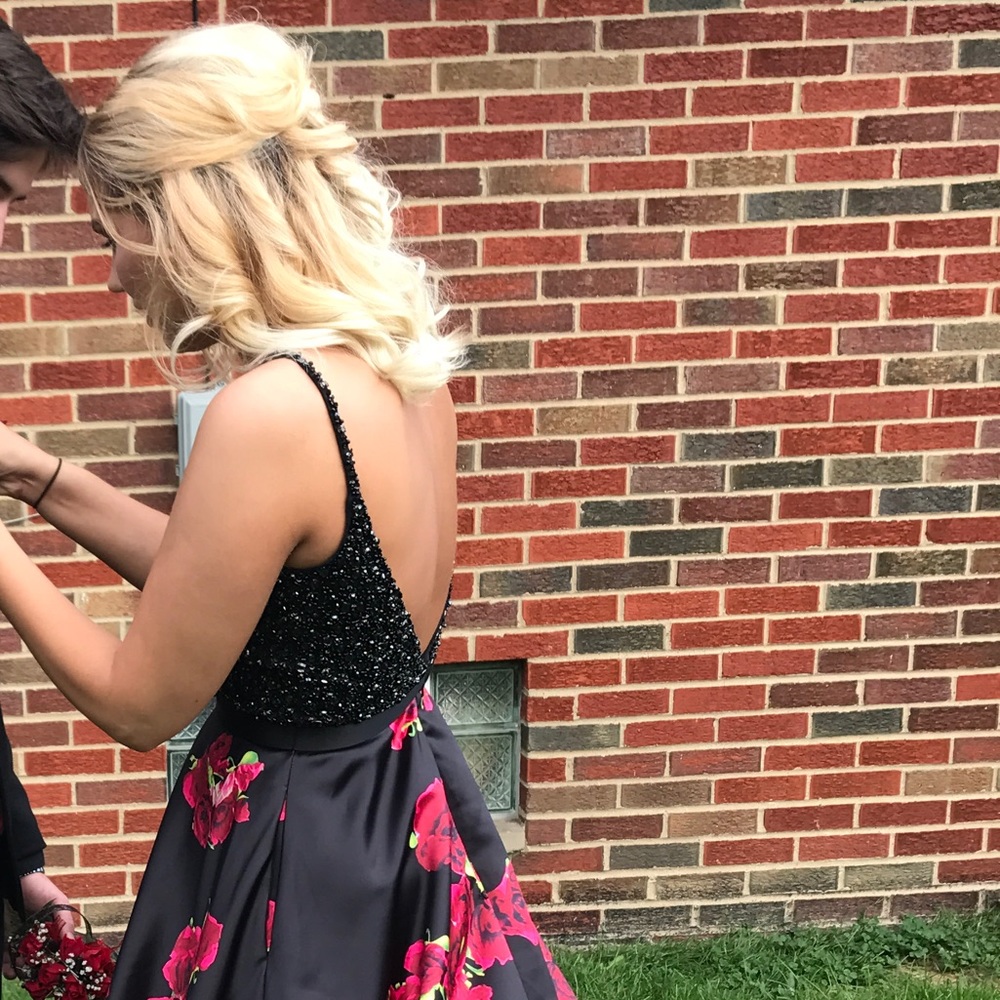 prom dress - Picture 8 of 8